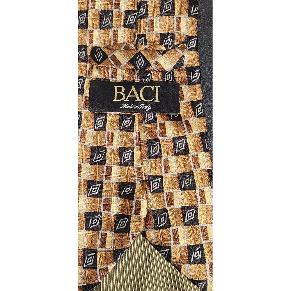 BACI Made in Italy Tie Geometric Gold Black 62